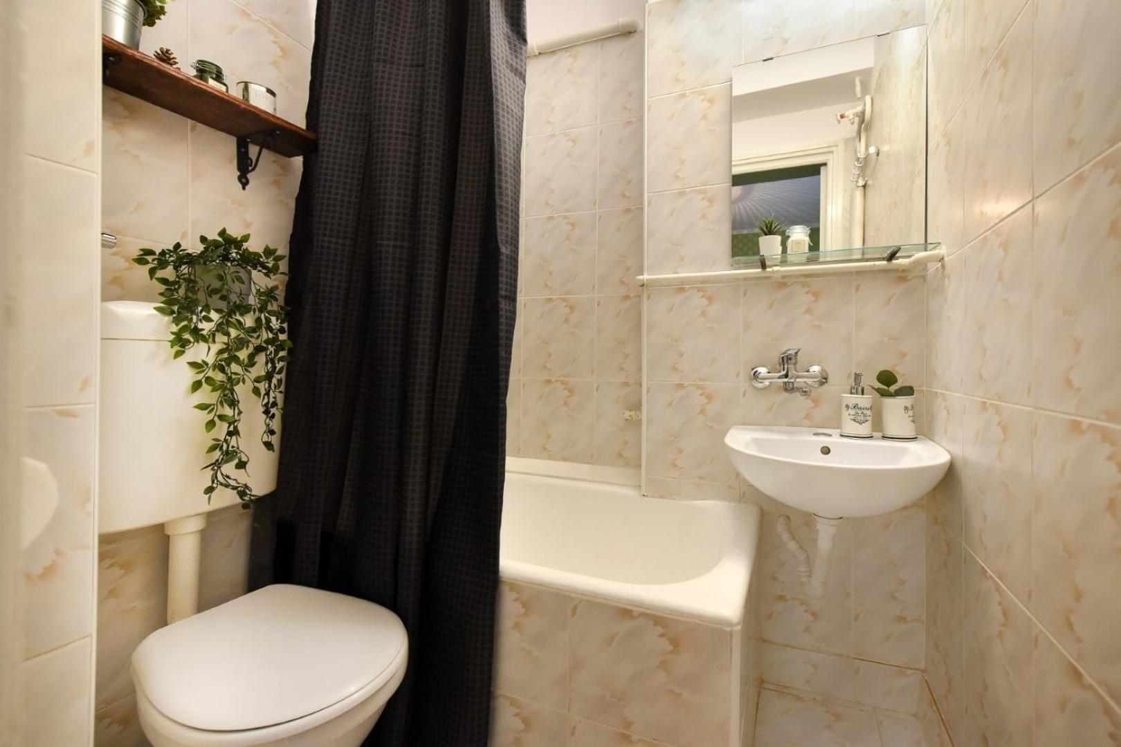 בוקרשט Chic Accommodation With Breathtaking Views Over Calea Victoriei - Your Central Heaven מראה חיצוני תמונה